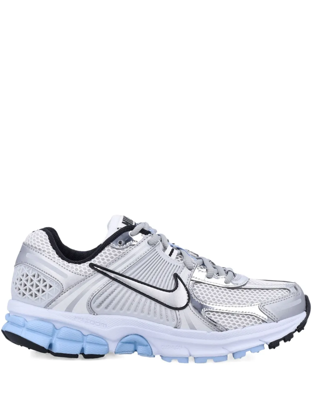 25111824_61922687_1000.jpg.webp Nike Zoom Vomero 5 Metallic Silver Blue Tint - Image 1