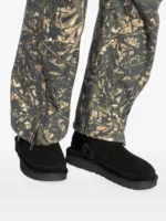 UGG Goldenstar Clog Black - Image 5