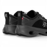 On Running Cloudsolo Loewe Black - Image 6