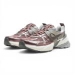 Nike V2K Run ‘Smokey Mauve’ - Image 3