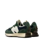 NEW BALANCE U 327 MIDNIGHT GREEN - Image 3